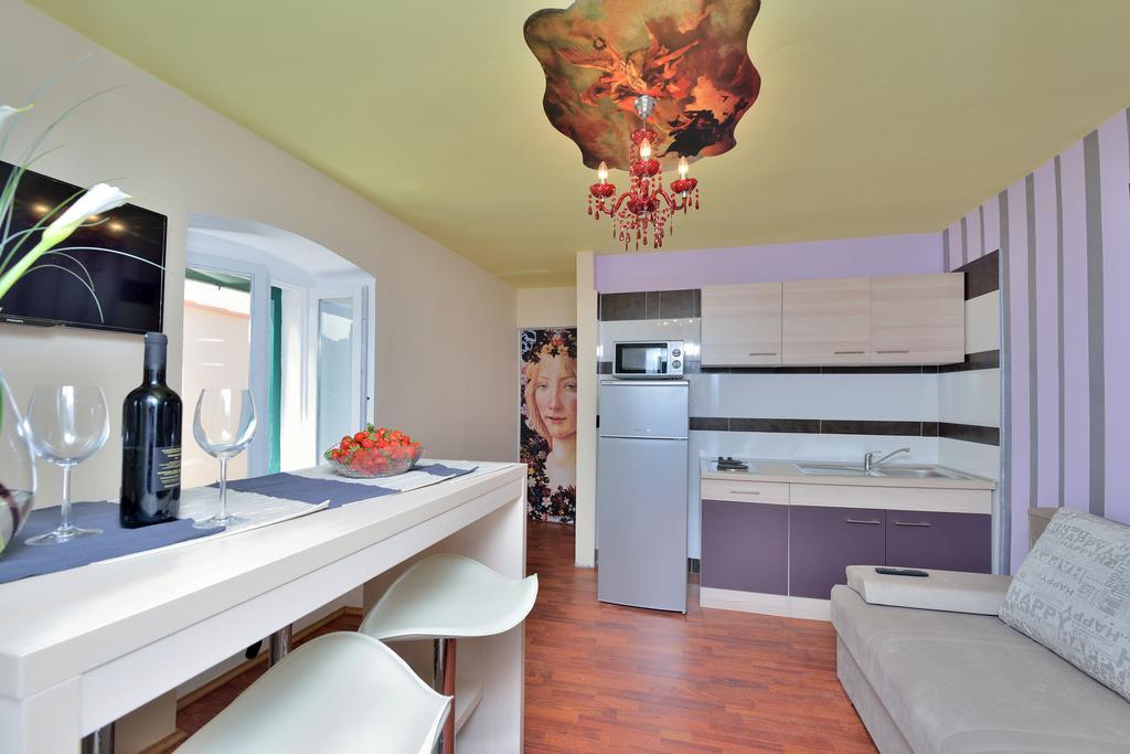 Apartments Carpe Diem Novigrad  Szoba fotó